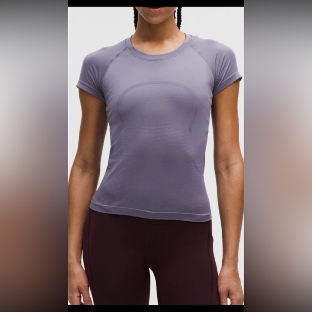 lululemon athletica Lavender Short Sleeve Tee